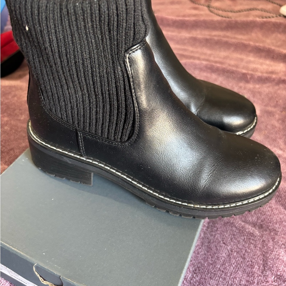 Black Chelsea Boots